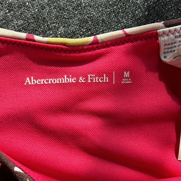 Abercrombie two pieces swimsuit - Picture 8 of 8